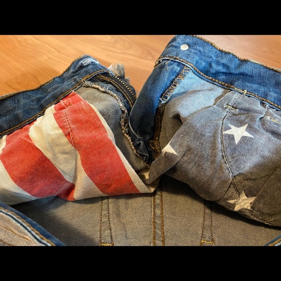 Patriotic Jean Shorts - Picture 4 of 4